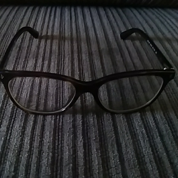 Glasses - Picture 1 of 3